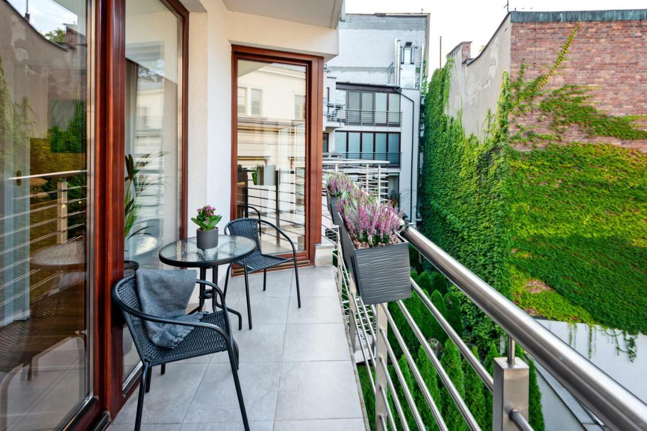 Kopernika8 Miro Apartment With Balcony And Ac Krakow Dış mekan fotoğraf